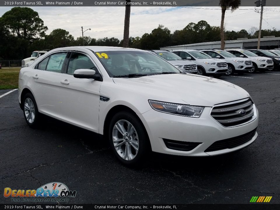 2019 Ford Taurus SEL White Platinum / Dune Photo #7