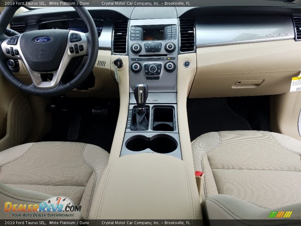 2019 Ford Taurus SEL White Platinum / Dune Photo #13