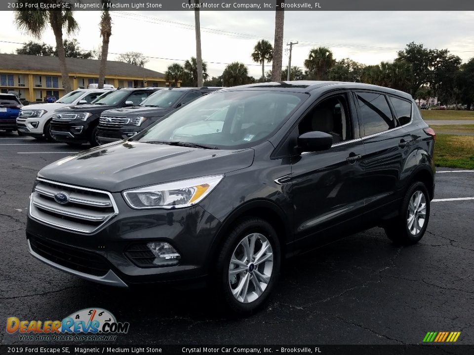 2019 Ford Escape SE Magnetic / Medium Light Stone Photo #1