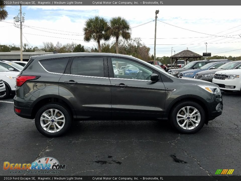 2019 Ford Escape SE Magnetic / Medium Light Stone Photo #6