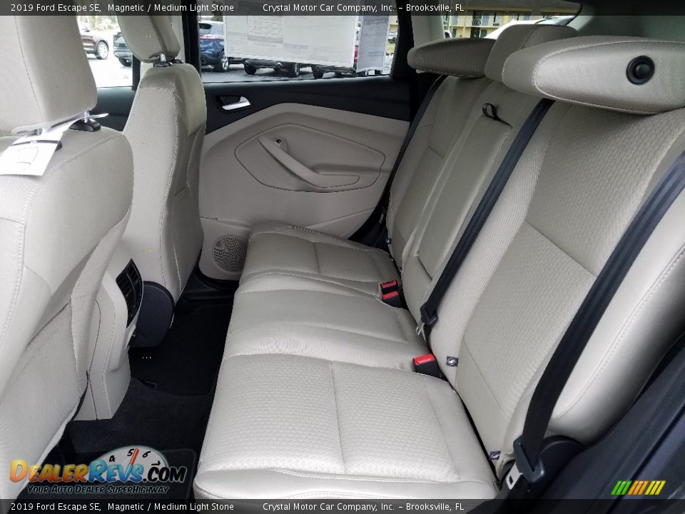 2019 Ford Escape SE Magnetic / Medium Light Stone Photo #10