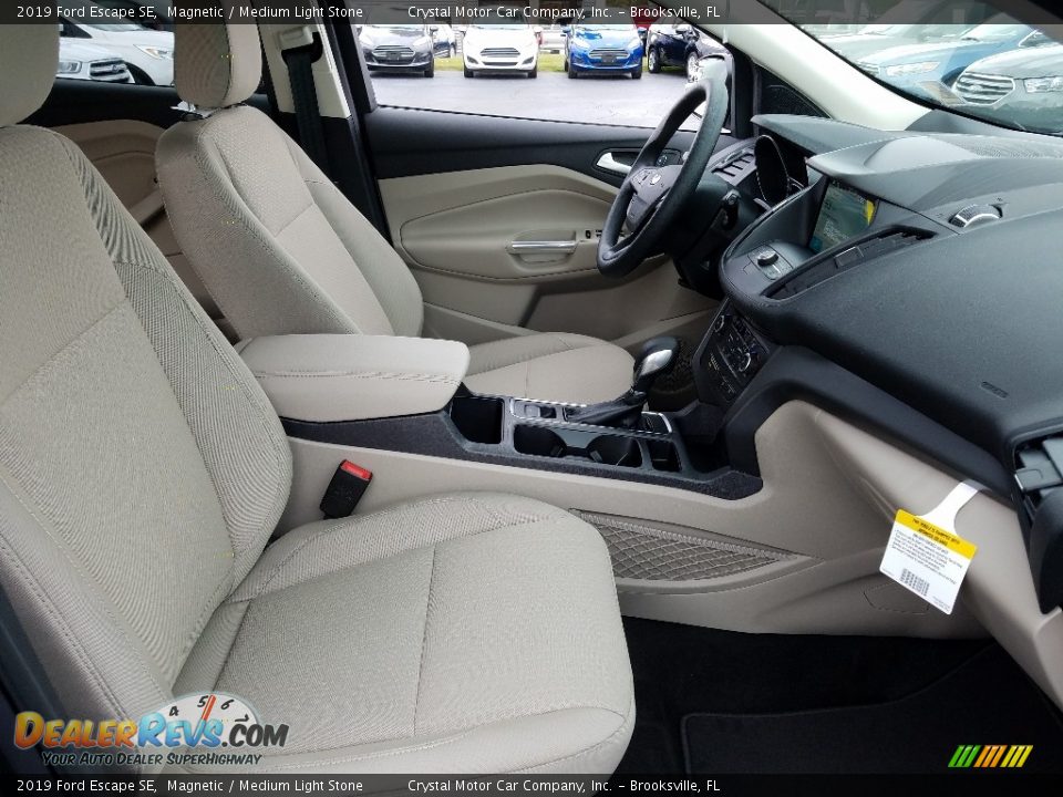 2019 Ford Escape SE Magnetic / Medium Light Stone Photo #12