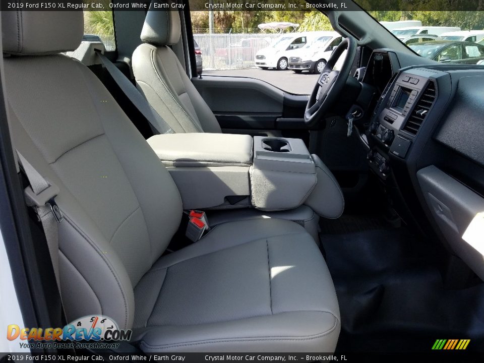 2019 Ford F150 XL Regular Cab Oxford White / Earth Gray Photo #11