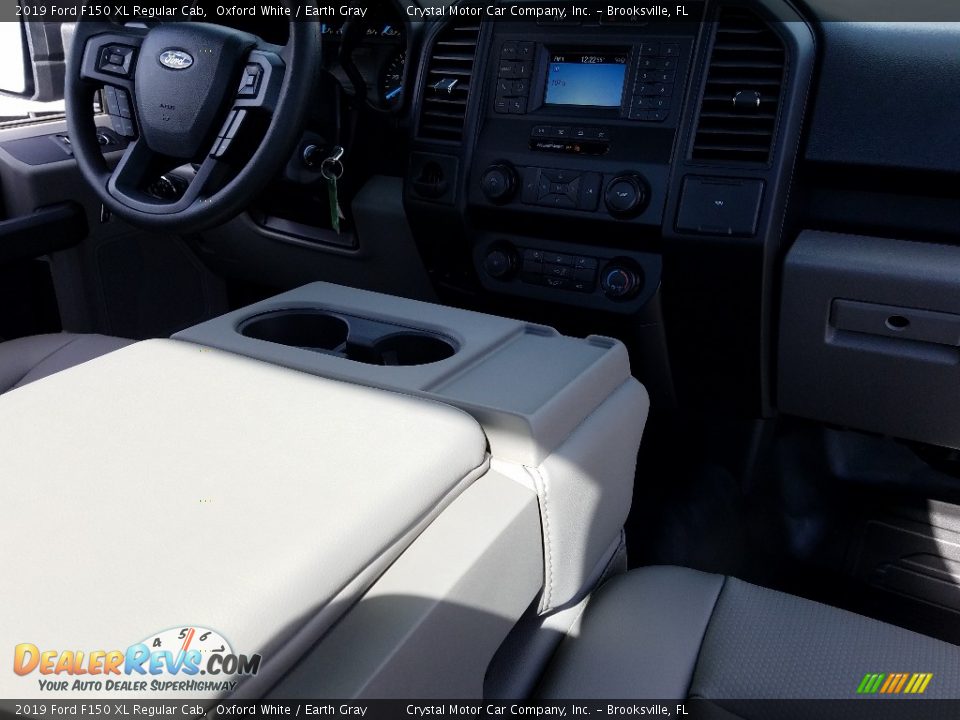 2019 Ford F150 XL Regular Cab Oxford White / Earth Gray Photo #12