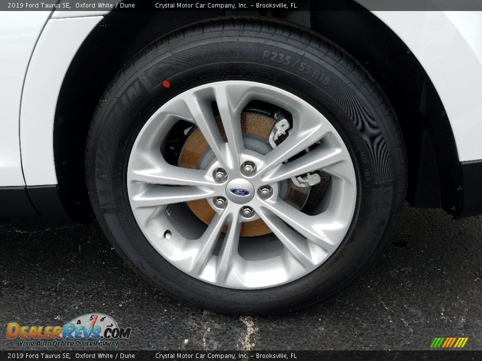 2019 Ford Taurus SE Wheel Photo #20
