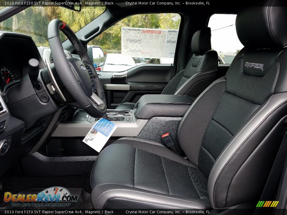 Front Seat of 2019 Ford F150 SVT Raptor SuperCrew 4x4 Photo #9