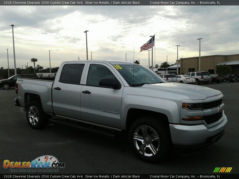2018 Chevrolet Silverado 1500 Custom Crew Cab 4x4 Silver Ice Metallic / Dark Ash/Jet Black Photo #7