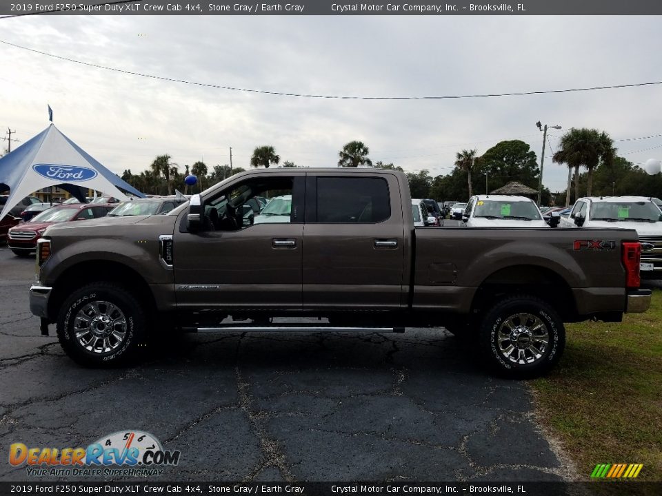 2019 Ford F250 Super Duty XLT Crew Cab 4x4 Stone Gray / Earth Gray Photo #2