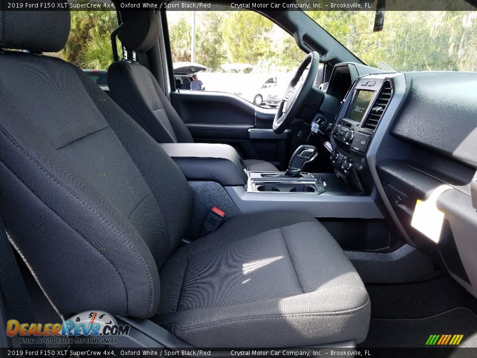 2019 Ford F150 XLT SuperCrew 4x4 Oxford White / Sport Black/Red Photo #12