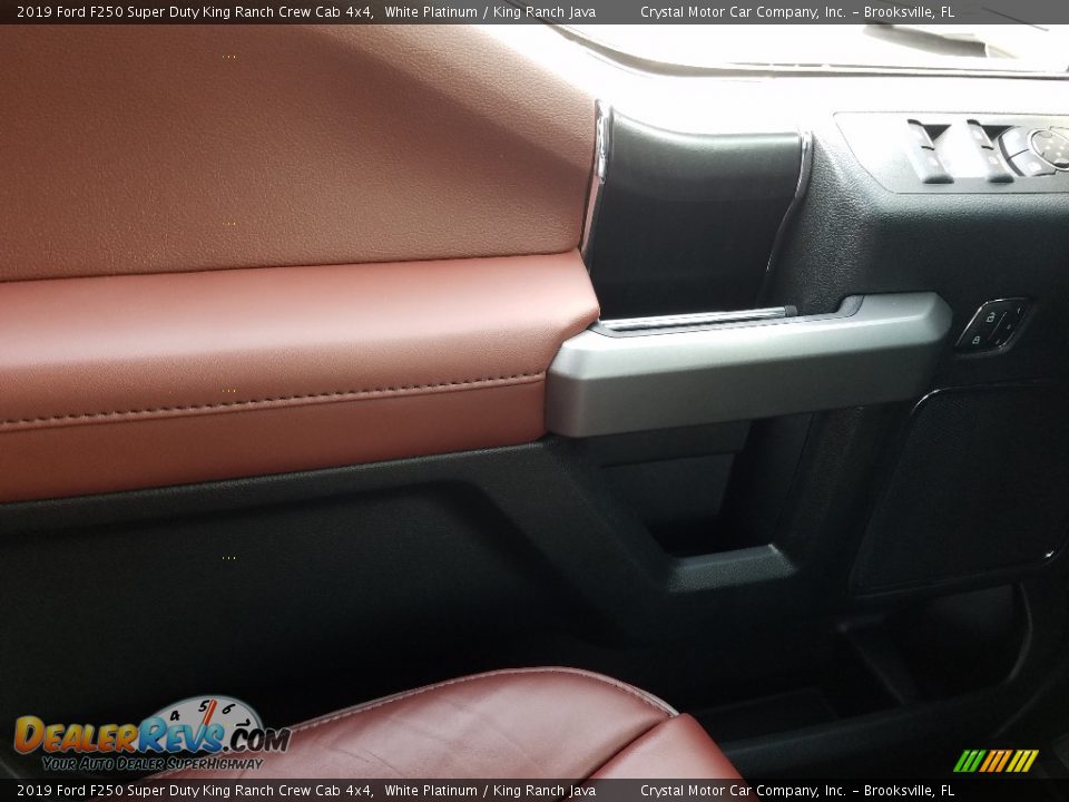 2019 Ford F250 Super Duty King Ranch Crew Cab 4x4 White Platinum / King Ranch Java Photo #17