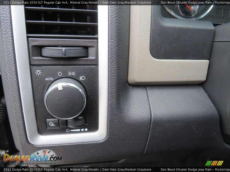 2011 Dodge Ram 1500 SLT Regular Cab 4x4 Mineral Gray Metallic / Dark Slate Gray/Medium Graystone Photo #18