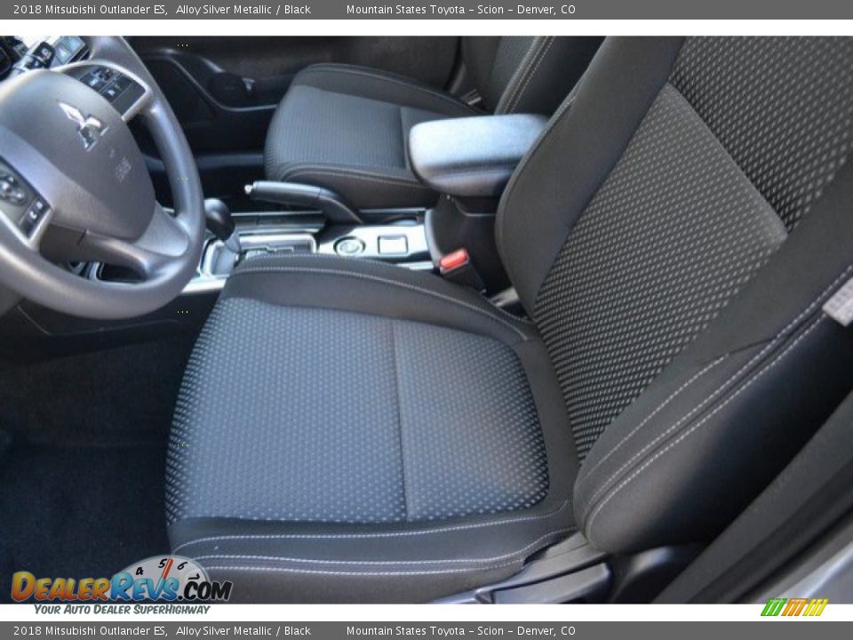 2018 Mitsubishi Outlander ES Alloy Silver Metallic / Black Photo #11