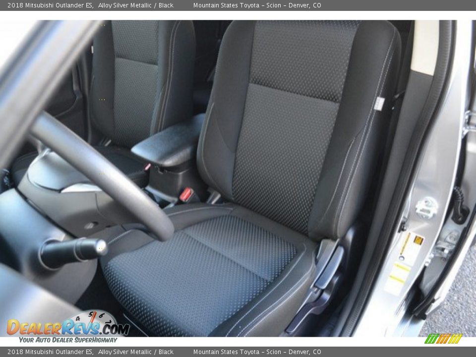 2018 Mitsubishi Outlander ES Alloy Silver Metallic / Black Photo #12
