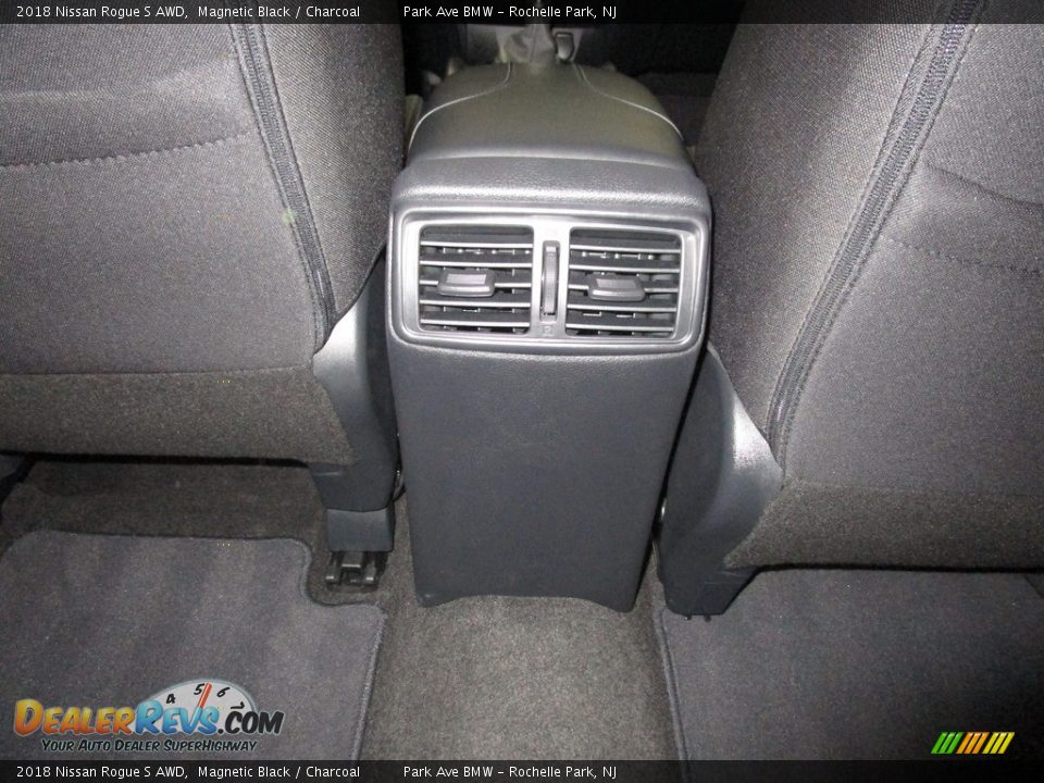 2018 Nissan Rogue S AWD Magnetic Black / Charcoal Photo #19