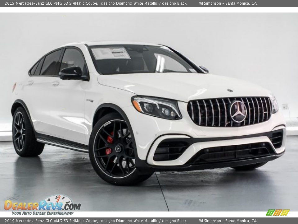 Front 3/4 View of 2019 Mercedes-Benz GLC AMG 63 S 4Matic Coupe Photo #12