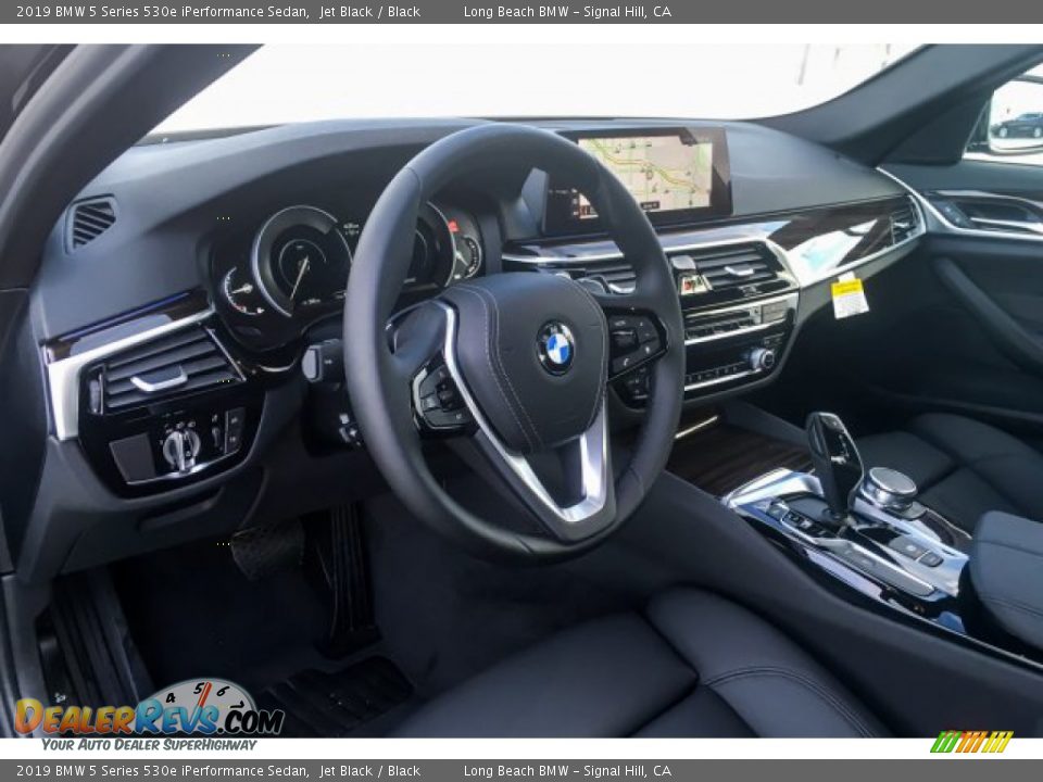 2019 BMW 5 Series 530e iPerformance Sedan Jet Black / Black Photo #4
