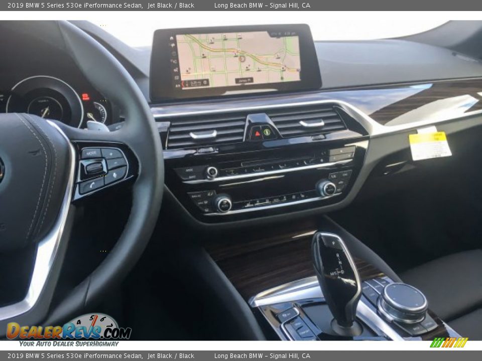 2019 BMW 5 Series 530e iPerformance Sedan Jet Black / Black Photo #6