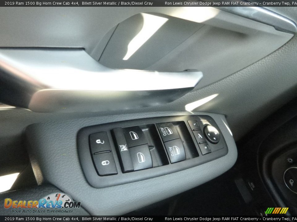 2019 Ram 1500 Big Horn Crew Cab 4x4 Billett Silver Metallic / Black/Diesel Gray Photo #19