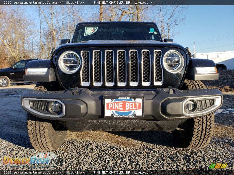 2019 Jeep Wrangler Unlimited Sahara 4x4 Black / Black Photo #2