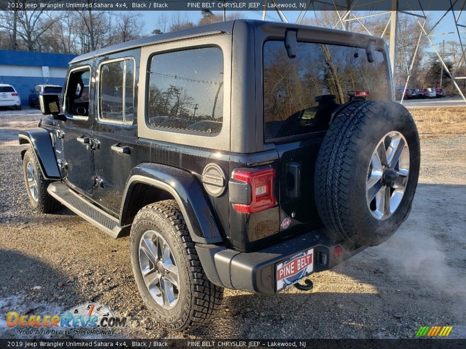 2019 Jeep Wrangler Unlimited Sahara 4x4 Black / Black Photo #4