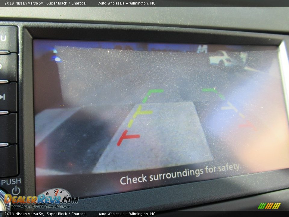 2019 Nissan Versa SV Super Black / Charcoal Photo #17