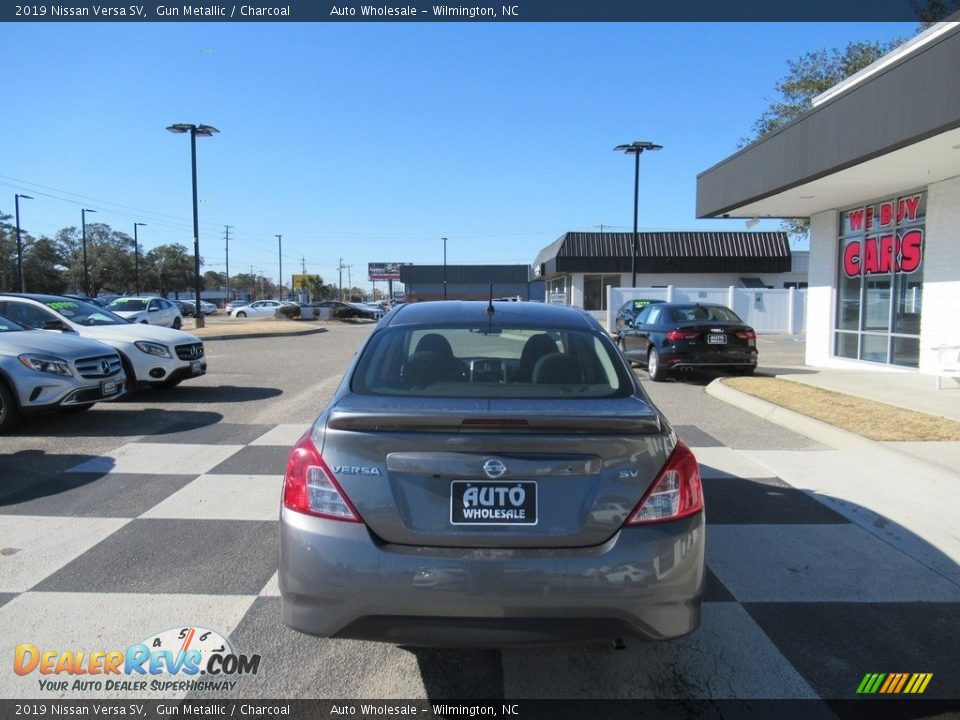 2019 Nissan Versa SV Gun Metallic / Charcoal Photo #4