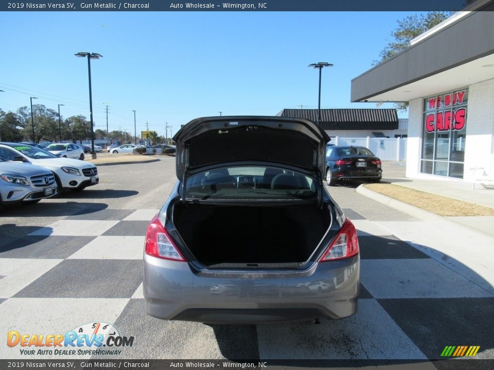 2019 Nissan Versa SV Gun Metallic / Charcoal Photo #5