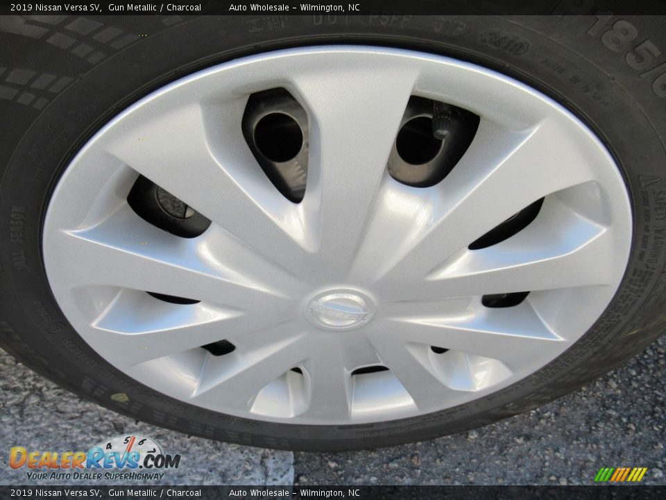 2019 Nissan Versa SV Gun Metallic / Charcoal Photo #7