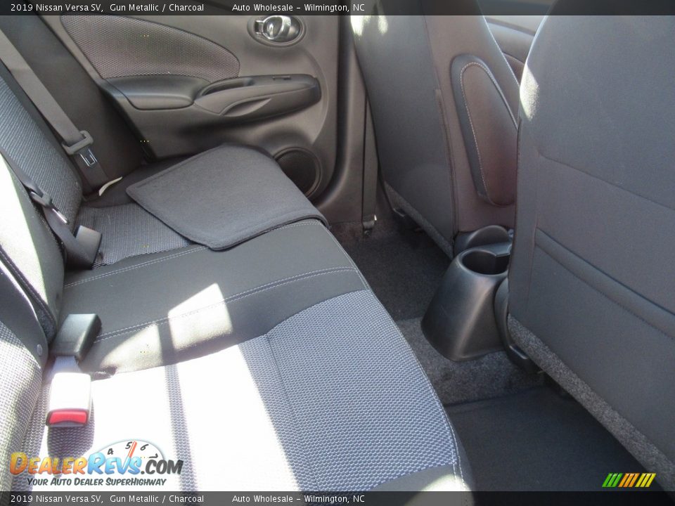 2019 Nissan Versa SV Gun Metallic / Charcoal Photo #13