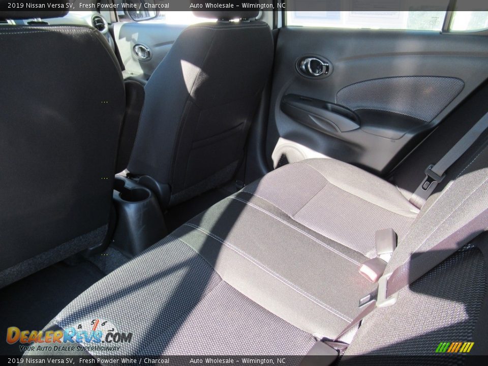 2019 Nissan Versa SV Fresh Powder White / Charcoal Photo #11