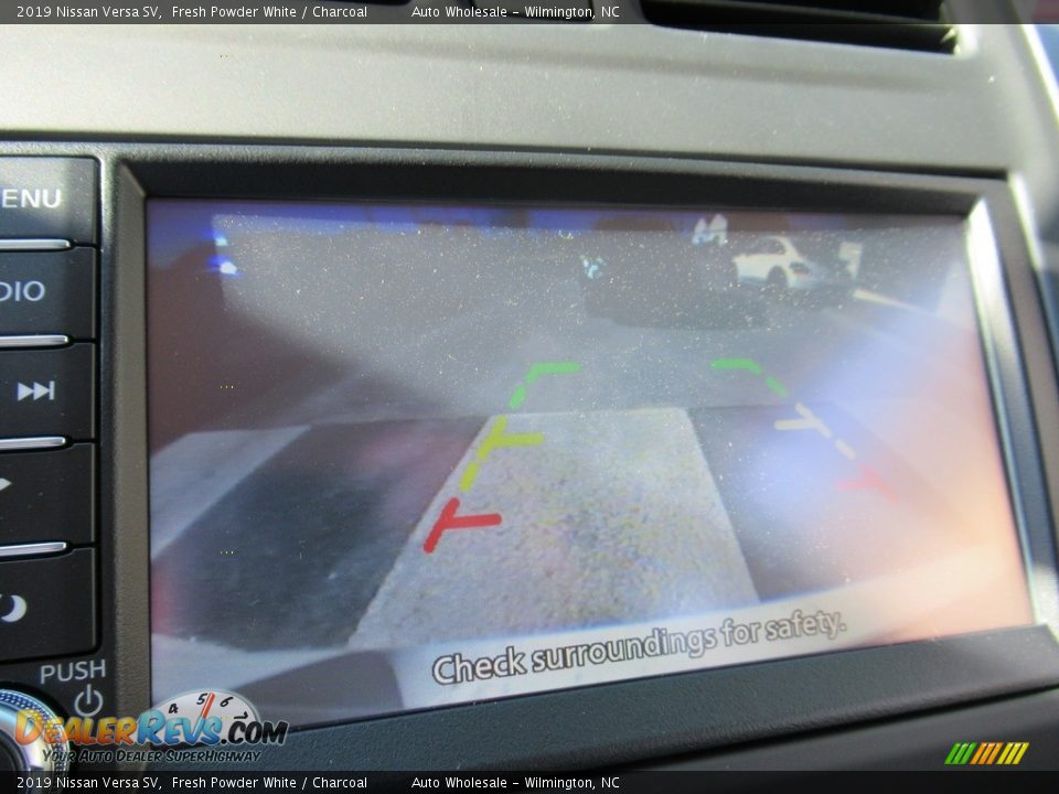 2019 Nissan Versa SV Fresh Powder White / Charcoal Photo #17