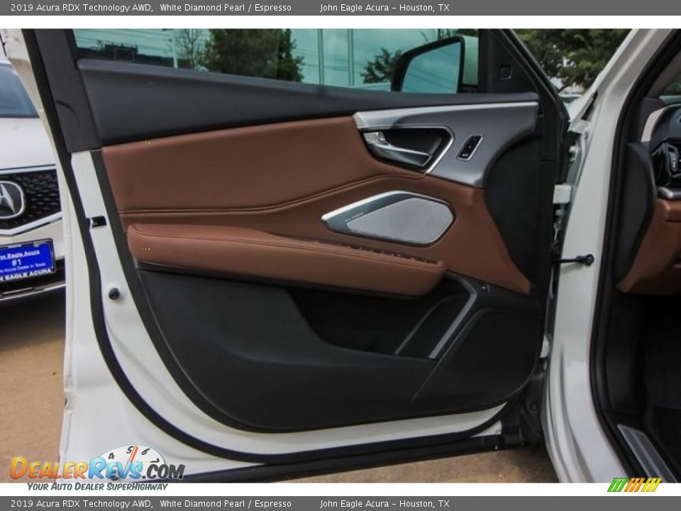 Door Panel of 2019 Acura RDX Technology AWD Photo #15