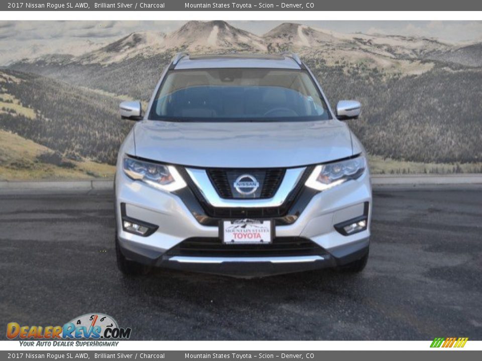 2017 Nissan Rogue SL AWD Brilliant Silver / Charcoal Photo #4