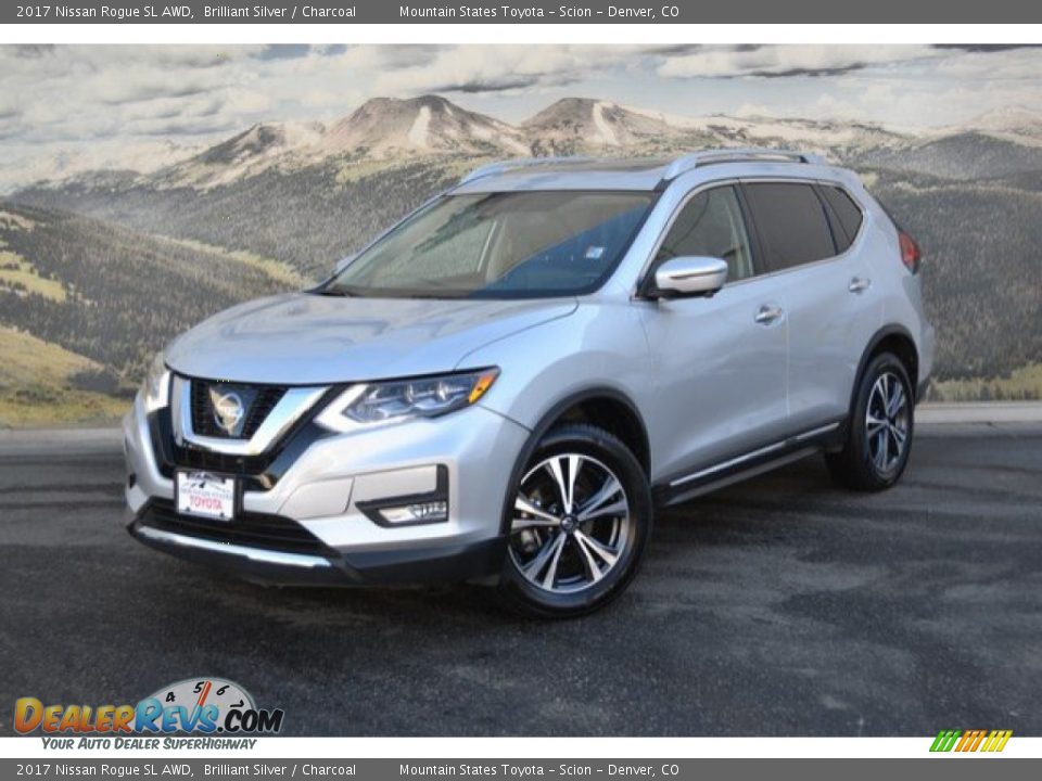 2017 Nissan Rogue SL AWD Brilliant Silver / Charcoal Photo #5