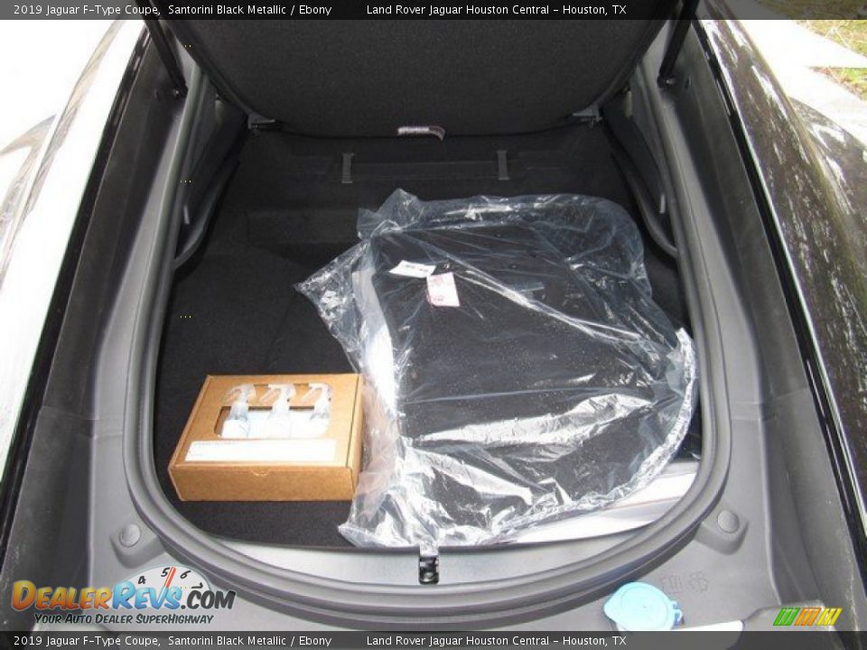 2019 Jaguar F-Type Coupe Santorini Black Metallic / Ebony Photo #17