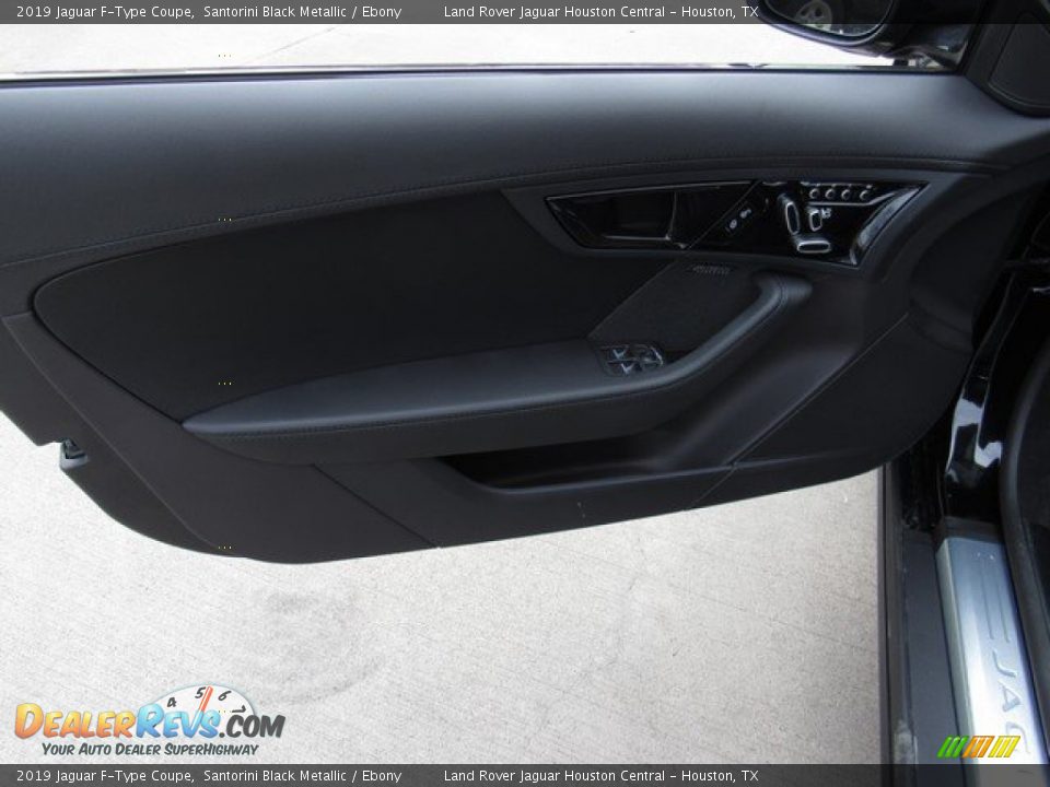 2019 Jaguar F-Type Coupe Santorini Black Metallic / Ebony Photo #18