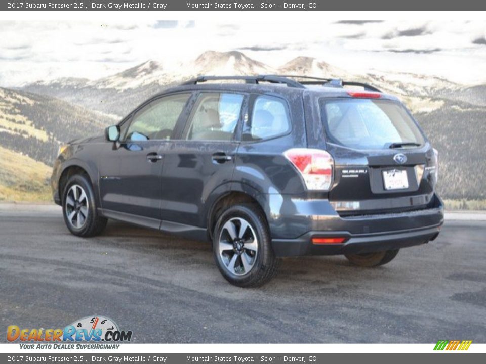 2017 Subaru Forester 2.5i Dark Gray Metallic / Gray Photo #7