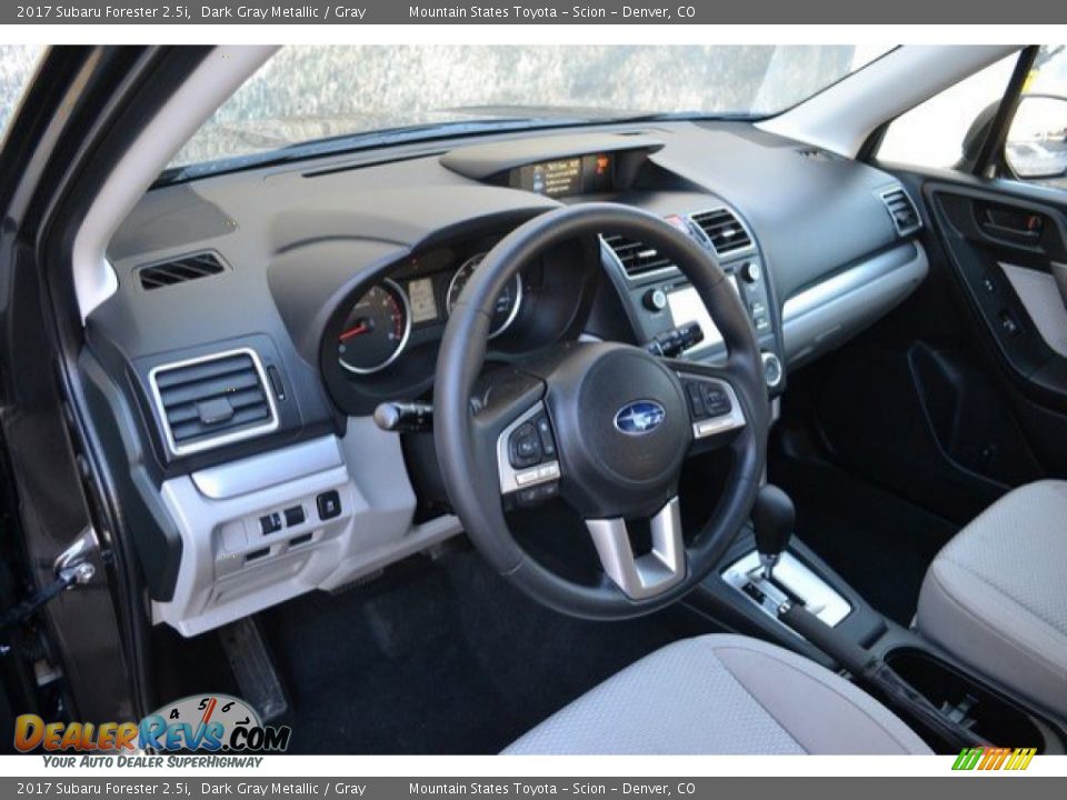 2017 Subaru Forester 2.5i Dark Gray Metallic / Gray Photo #9