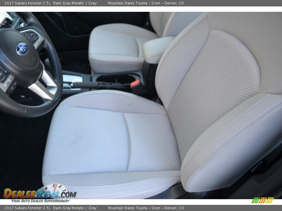 2017 Subaru Forester 2.5i Dark Gray Metallic / Gray Photo #11