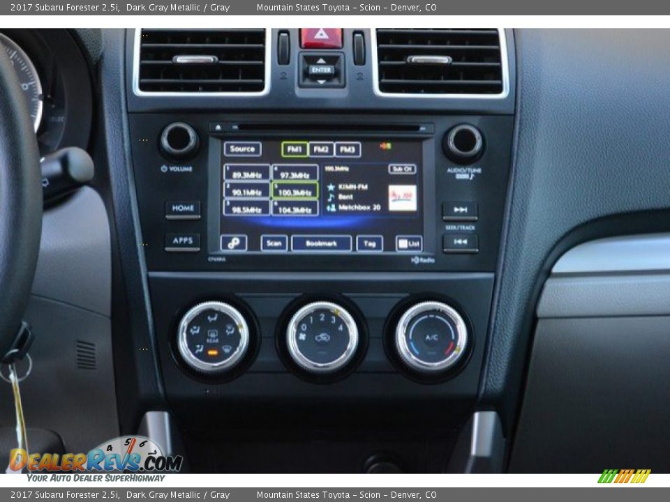 2017 Subaru Forester 2.5i Dark Gray Metallic / Gray Photo #14