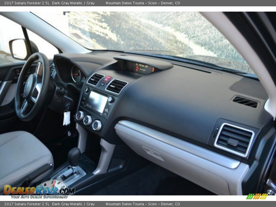 2017 Subaru Forester 2.5i Dark Gray Metallic / Gray Photo #15