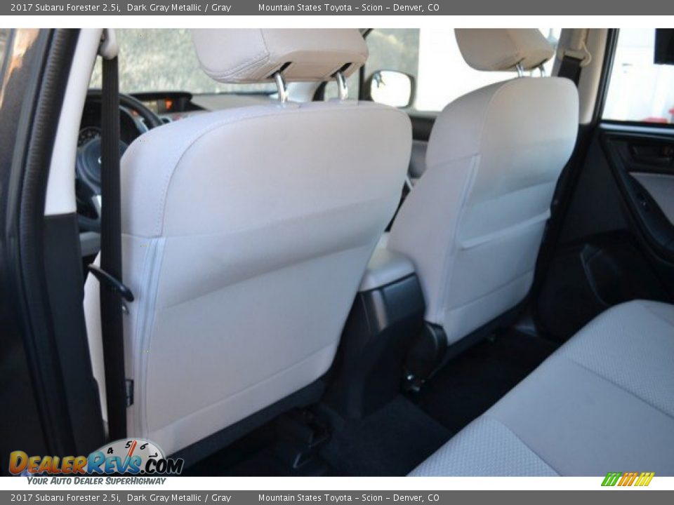 2017 Subaru Forester 2.5i Dark Gray Metallic / Gray Photo #19