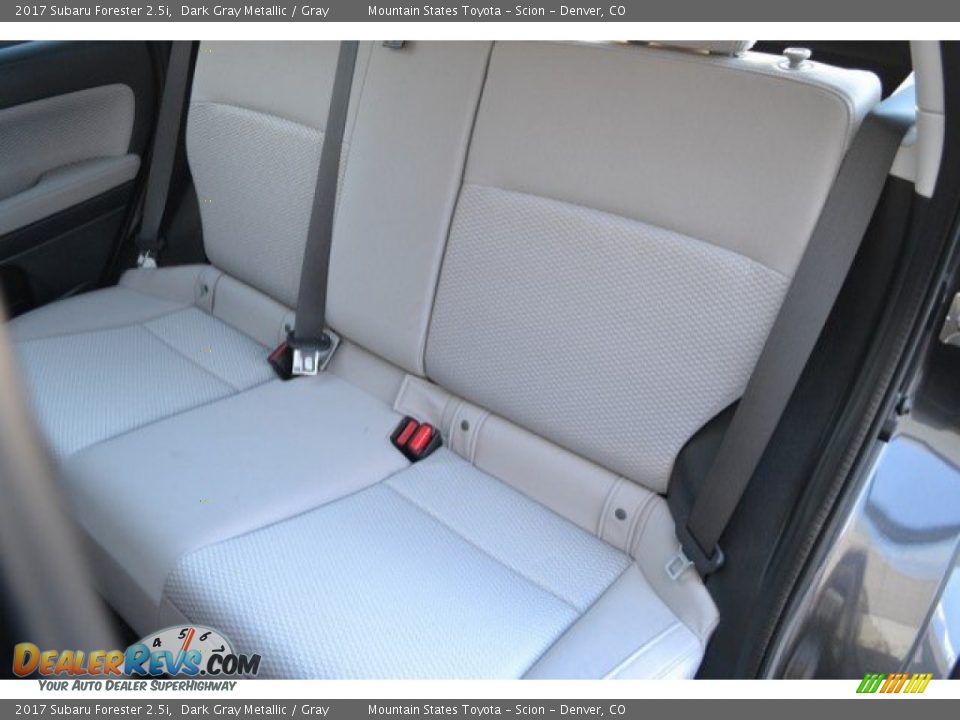 2017 Subaru Forester 2.5i Dark Gray Metallic / Gray Photo #21