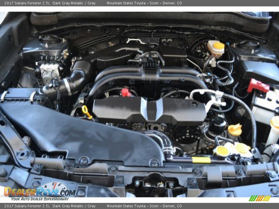 2017 Subaru Forester 2.5i Dark Gray Metallic / Gray Photo #27