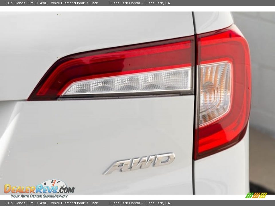 2019 Honda Pilot LX AWD White Diamond Pearl / Black Photo #8