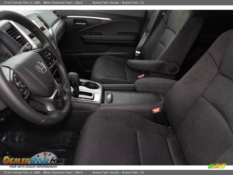 2019 Honda Pilot LX AWD White Diamond Pearl / Black Photo #16