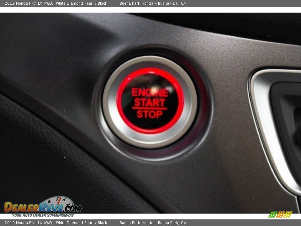2019 Honda Pilot LX AWD White Diamond Pearl / Black Photo #23