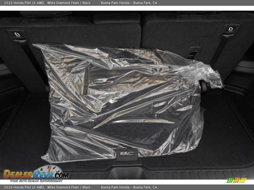 2019 Honda Pilot LX AWD White Diamond Pearl / Black Photo #28