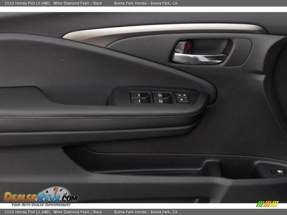 2019 Honda Pilot LX AWD White Diamond Pearl / Black Photo #35