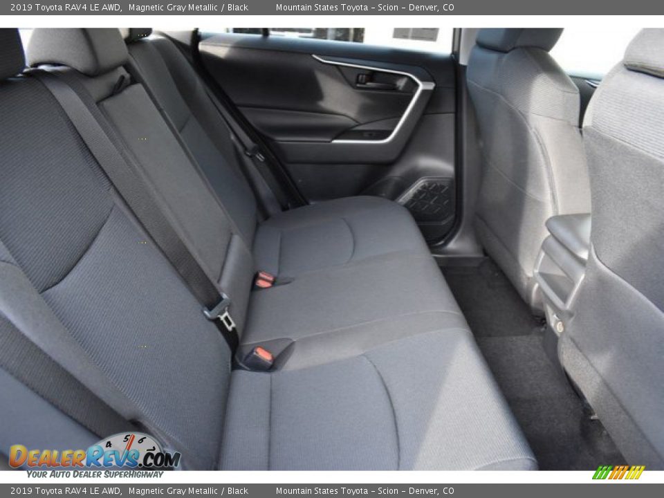 2019 Toyota RAV4 LE AWD Magnetic Gray Metallic / Black Photo #17